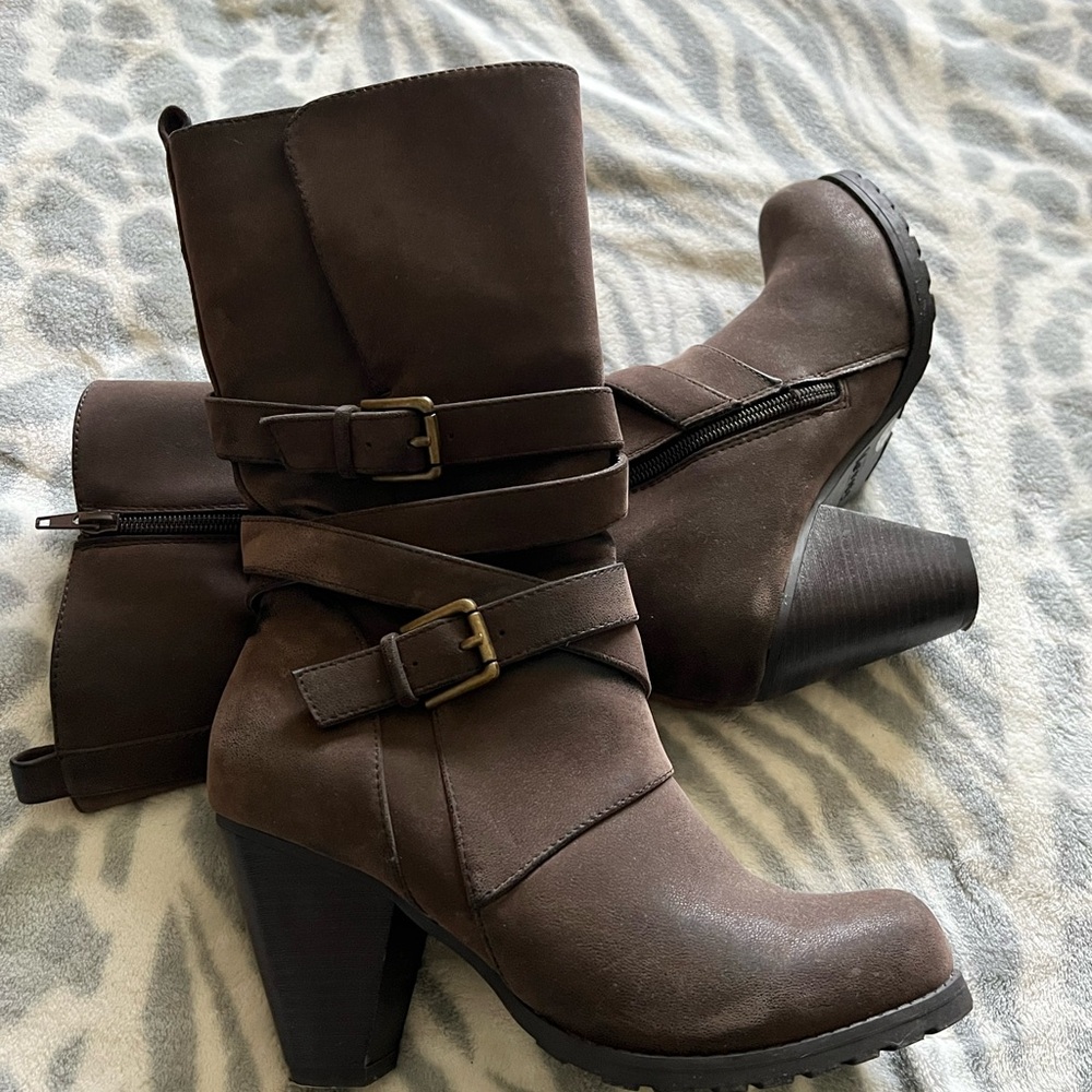 Brown Heeled Mid calf Boots